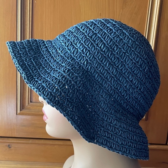 ๐๐ถ๏ธ๐J. Crew NWT Navy Woven Straw Sun Hat๐๐ถ๏ธ๐ - Picture 3 of 8